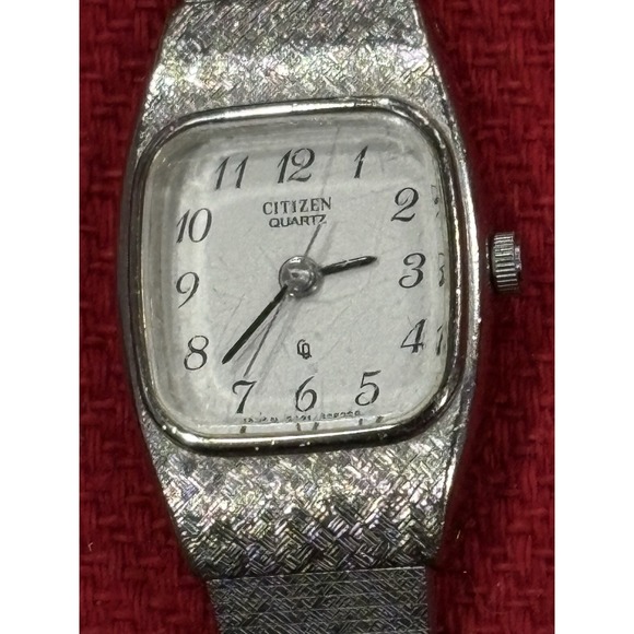 Vintage Citizen Women\'s Silver Watch‎ 2951-294289 K Japan New Battery Runs Great main image 9